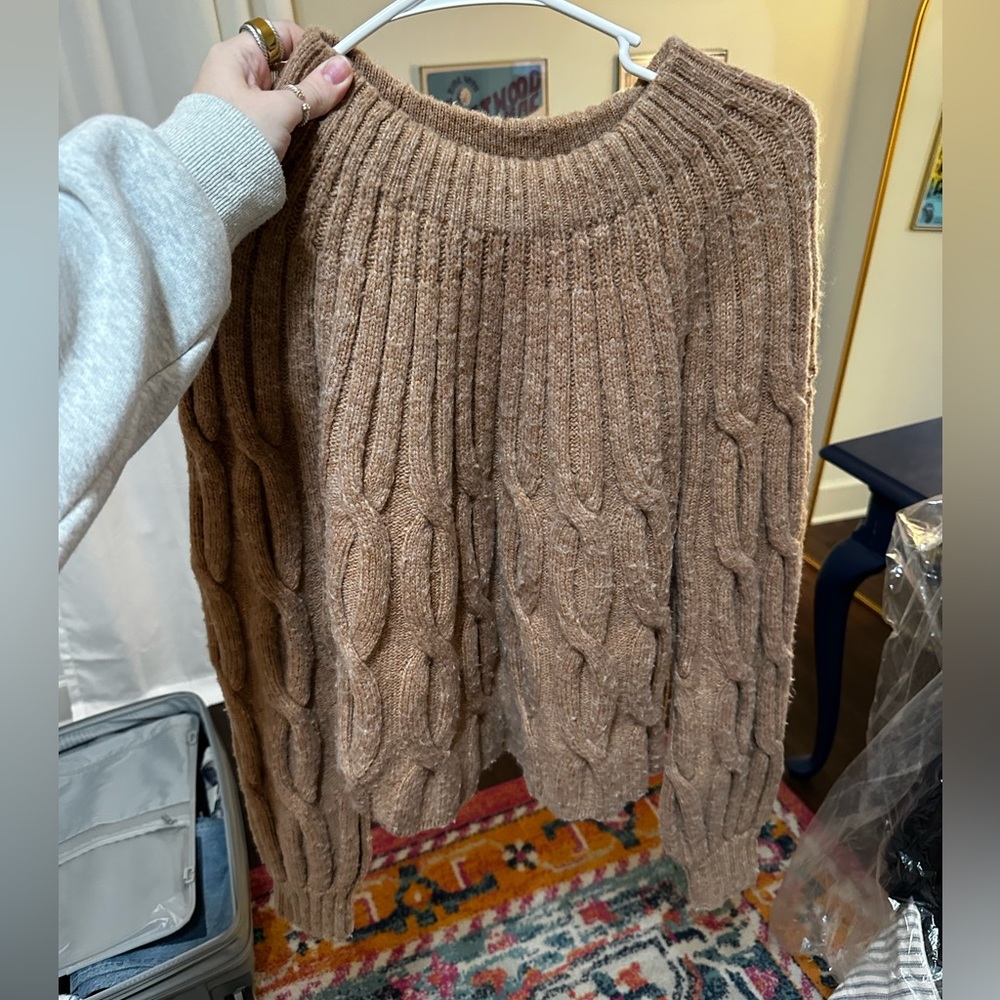 dh NEW YORK Sweater